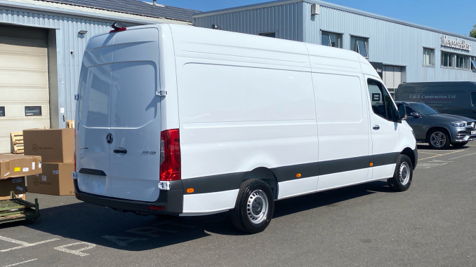 Mercedes-Benz Sprinter 315Cdi L3 Diesel Rwd 3.5t H2 Pro Van 9G-Tronic - Image 10